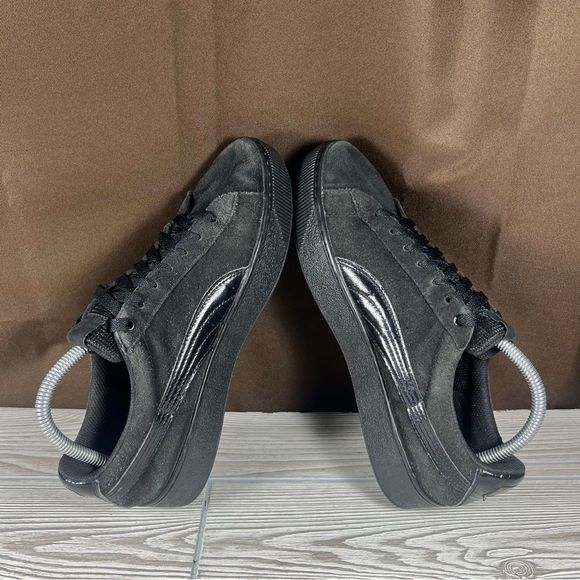Puma Vikky Platform Black Suede Sneaker Casual Shoe Womens 10 - Picture 9 of 9